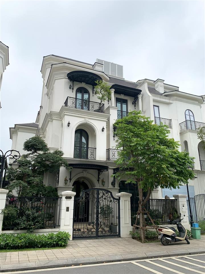 Song lập ngọc trai 150m2 full nội thất cao cấp về ở luôn, có thang máy giá 36,5 tỷ rẻ bằng căn thô