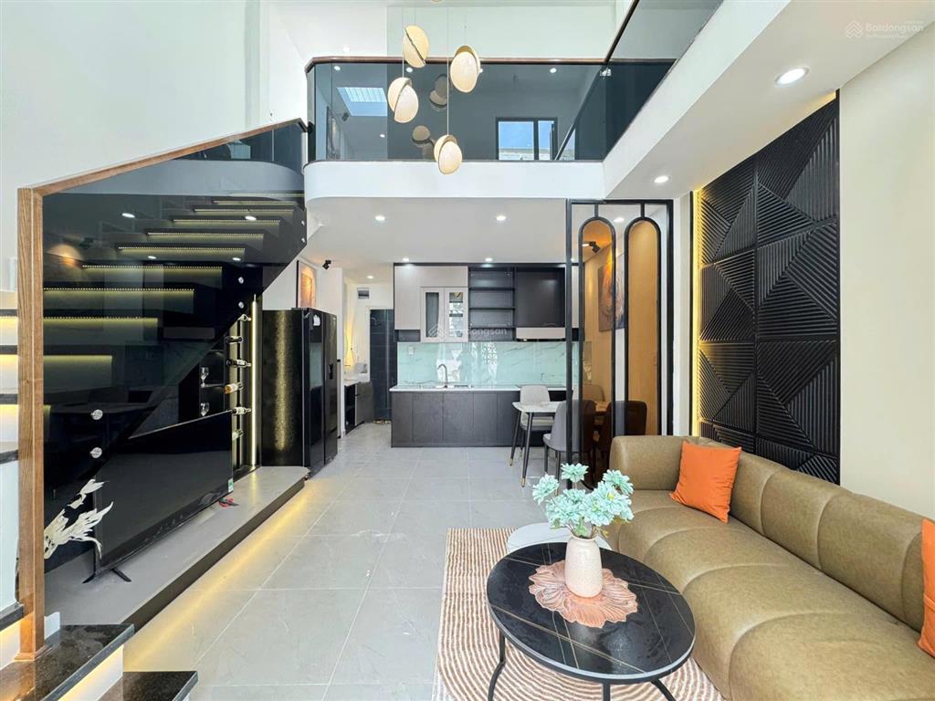 Nhà bán (chính chủ) shr hẻm xe hơi đ. tân túc bình chánh