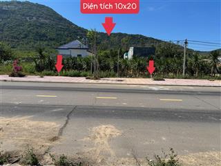 Bán lô đất biển ở tân thanh, xã cát hải, phù cát dt 10 x 20 = 200m2, giá siêu hời 2,1 tỷ