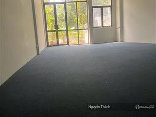 Ngộp ngân hàng bán  nguyễn thị minh khai  189m  7 tầng  dòng tiền gần 3 tỷ/năm