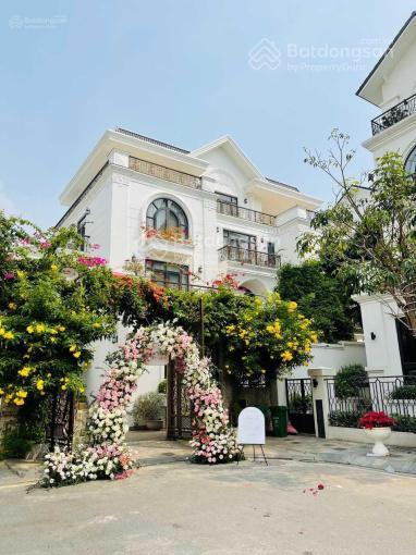 Cần bán căn biệt thự view sông sài gòn mystery villas q.2  đảo kim cương  giá thấp hơn thị trường