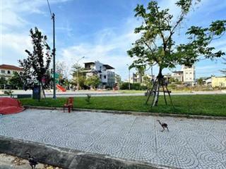Bán đất đường 5m5 đông hải 8  hòa hải, đối diện công viên, gần biển tân trà và biển non nước (1km)