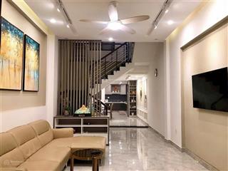 Bán nhà 4 tầng đường đinh công tráng, hải châu  gần đường chính của đà nẵng trần phú, bạch đằng