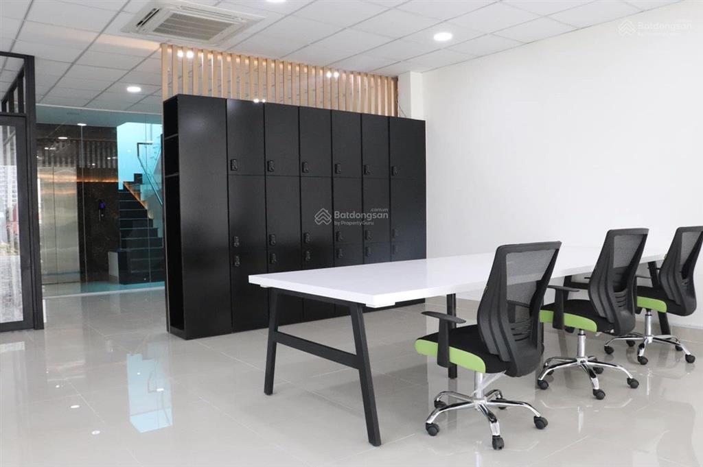 Cho thuê nhà lam sơn, p. 2, q. tân bình, dt 7x19m, hầm trệt 4 lầu, thang máy