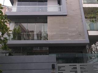 Cho thuê nhà hẻm xe hơi tránh nhau phổ quang, p.2, q. tân bình, dt 8x20, hầm 4 tầng