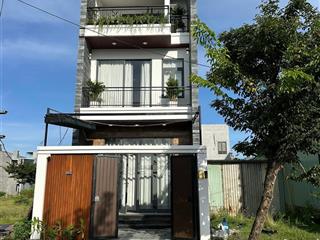 Bán nhà 3 tầng đẹp như mới full nội thất cao cấp nam hòa xuân , 3pn, 3wc
