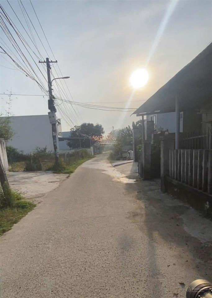 Bán nhanh 1000m2 đất ont hàng kín không dính quy hoạch, mặt tiền rộng, đường thông thẳng xuống biển