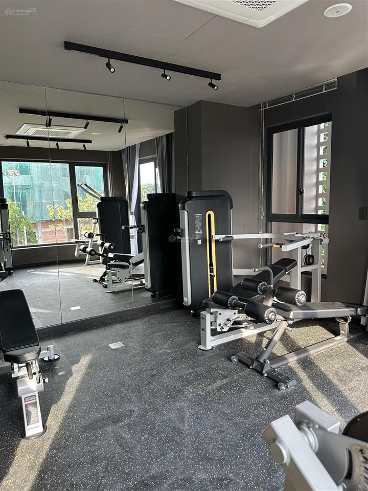 Bán nhà phố dãy n1  meadow bình chánhdt sàn 235m2. giá 10.4 tỷ full vat!  em 0896 138 ***