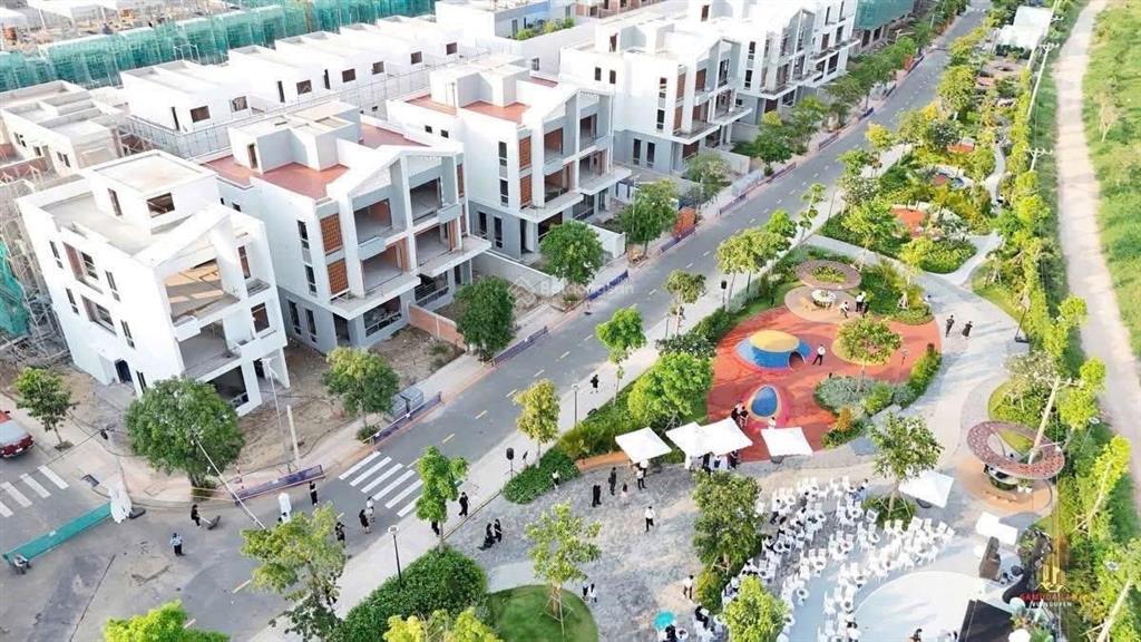 [ siêu đẹp ] căn villa góc  2 mặt tiền  the meadow , 265m2, 8x20, giá 17.5tỷ full vat