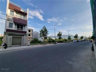Cho thuê nhà nguyên căn phù hợp làm văn phòng, mặt bằng kinh doanh đối diện ct2 vcn phước long 1