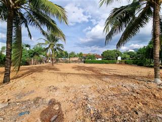 Bán lô đất diên khánh. đường ngô quyền nối kđt nam sông cái. dt 144m2 ngang 5,4m. giá 2,78 tỷ