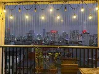 Chính chủ bán căn hộ 2 phòng ngủ trung tâm cầu giấy, nhà đẹp sẵn sổ vào ở được luôn