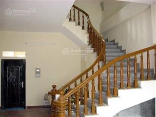 Thuê nhà phố khương hạ có ban công cửa sổ thoáng 30 m2 giá 4 tr gần ngã tư sở