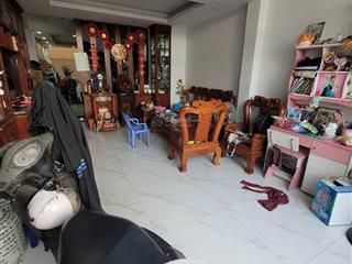 Nhà chính chủ 4,2x19, sổ cn 80m, đúc trệt, lửng, 2 lầu, sân thượng, hẻm 1 trục 6m thông, giá 10 tỷ