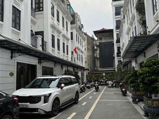 Chủ cần bán nhanh liền kề khu vip. ít nhà bán. mặt tiền 5.5m. nhà mới 5 tầng.giá 22tỷ. 0976 831 ***