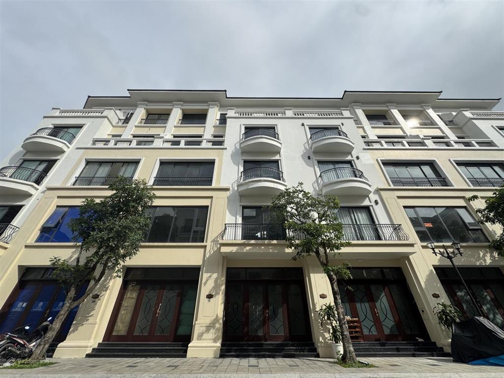 Bán căn liền kề 70m2 giá tốt nhất phân khu san hô vinhomes ocean park 2.