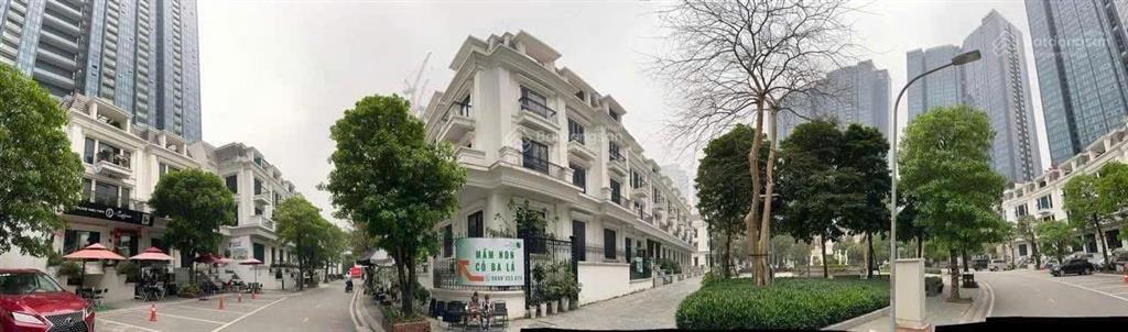 Cho thuê bt tại sunshine city chỉ 50 triệu, 168m2, 4 tầng 1 hầm, nội thất cơ bản có thang máy