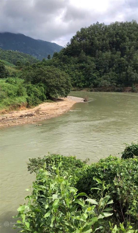 Đất mặt tiền ql27c đường nha trang đà lạt, sau giáp suối.