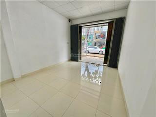 Nhà mặt tiền thân nhân trung  vĩnh hoà  nha trang (bán giấy tay 900 triệu)