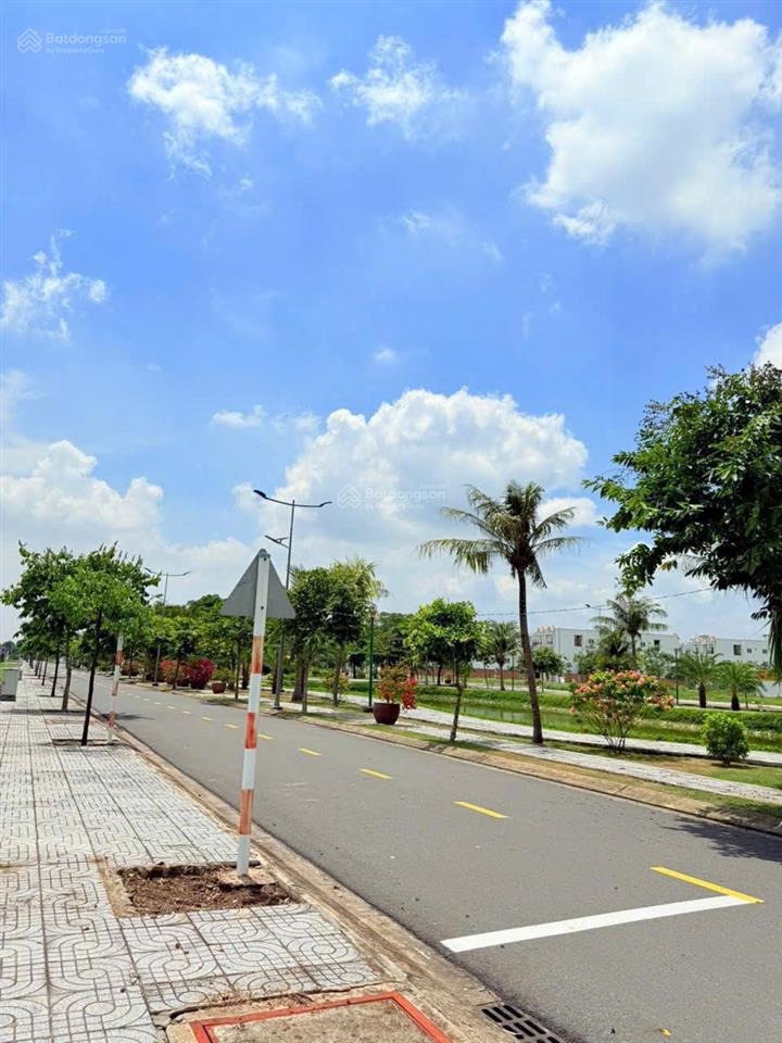 Phân khu shophouse đẹp nhất vực huyện nhơn trạch 90m2, đầu tư & kinh doanh sinh lời cực tốt