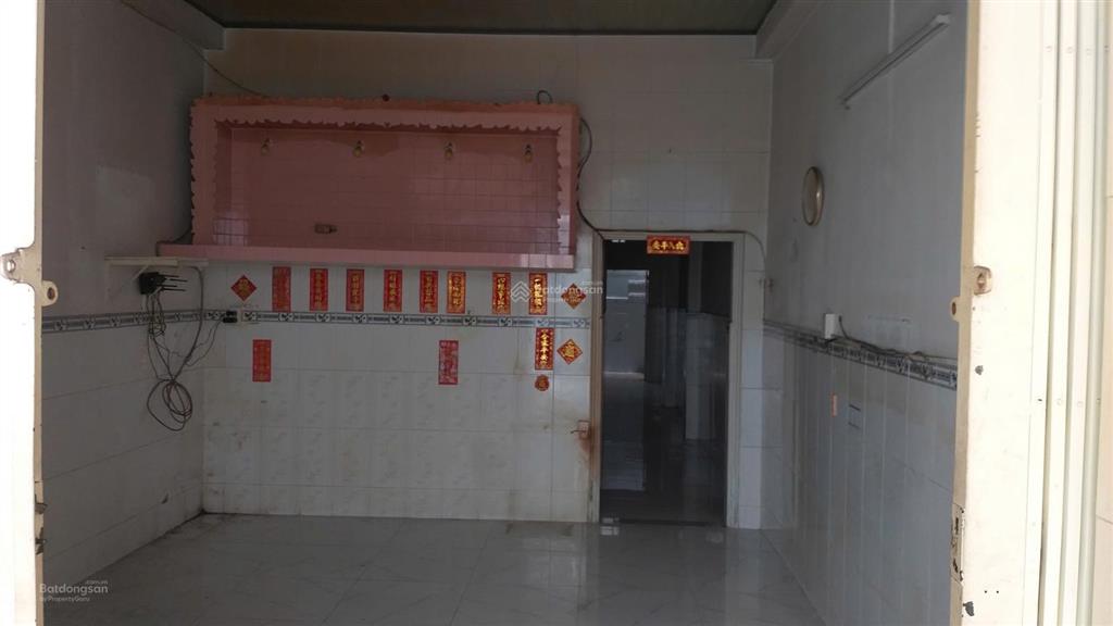 Chính chủ  bán nhà cấp 4, mua đất tặng nhà, 92,9 m2