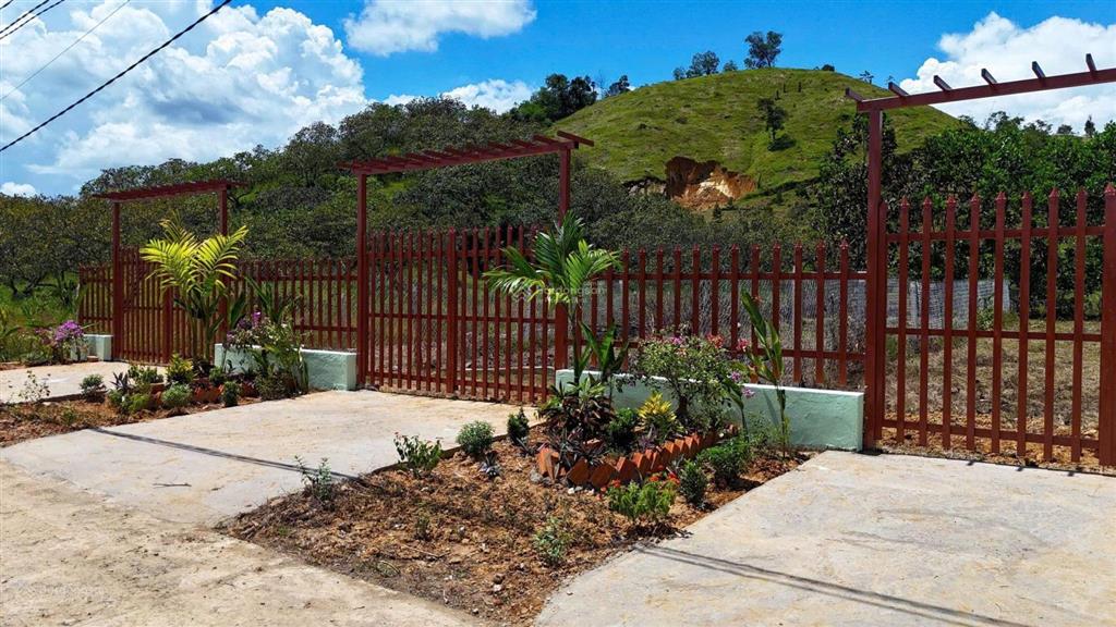 Đạ tẻh  lâm đồng dt 200m2 sẵn 100m2 thổ cư đường bê tông thông cách dt721 500m2 chỉ 2xx tr