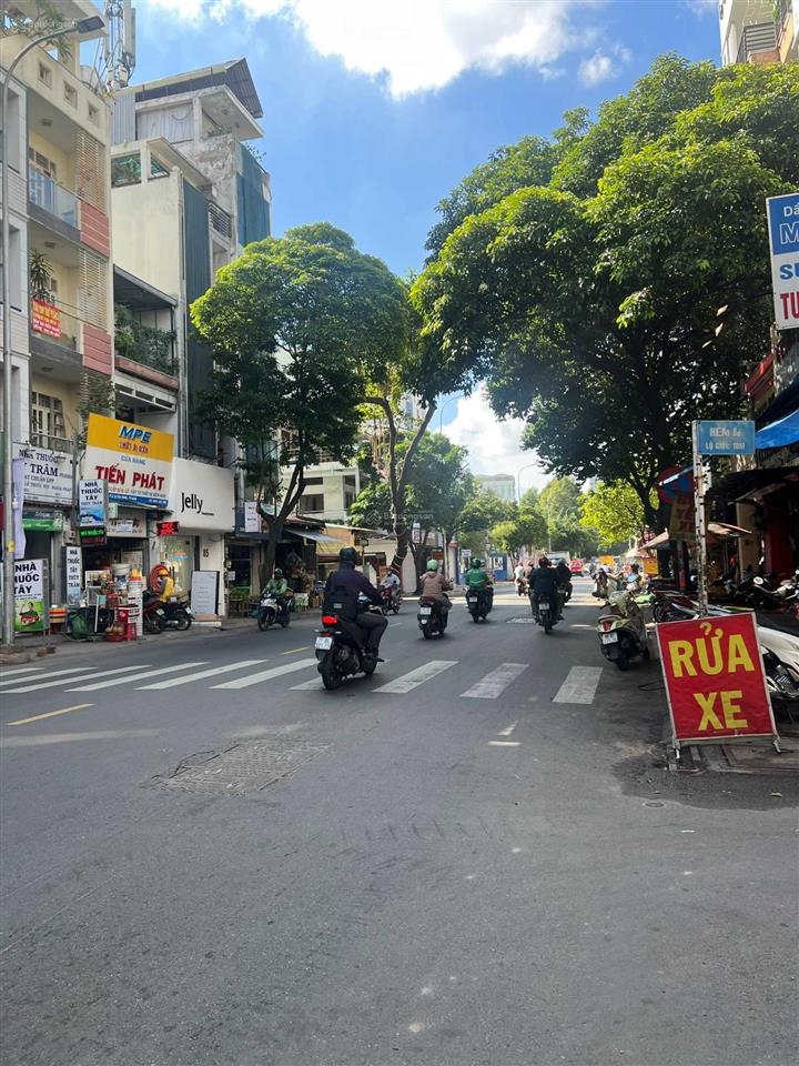 Bán nhà mặt tiền phan đình phùng, phường tân thành, tân phú, 7m x 22m, 1 hầm 4 lầu gần độc lập