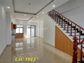 Cho thuê nhà nguyên căn 1 trệt 2 lầu, (5x20m) đường 16m, kdc thăng long home  thủ đức, giá 18tr/th