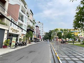 Nhà mặt tiền dt (4.5x16m) 5 tầng sư vạn hạnh kế bên vạn hạnh mall p12 q10 | vị trí vàng kinh doanh