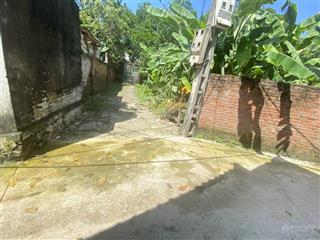 Chuyển nhà ra phố cần bán đất đồi, phường chương mỹ (tiên phương cũ), tp hà nội.