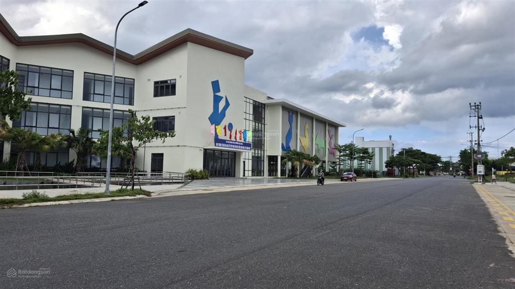 Chính chủ bán đất mt đường đàm thanh 7, liên chiểu, đn. sát công viên, cách biển 1km. 96m2, 2 tỷ 99