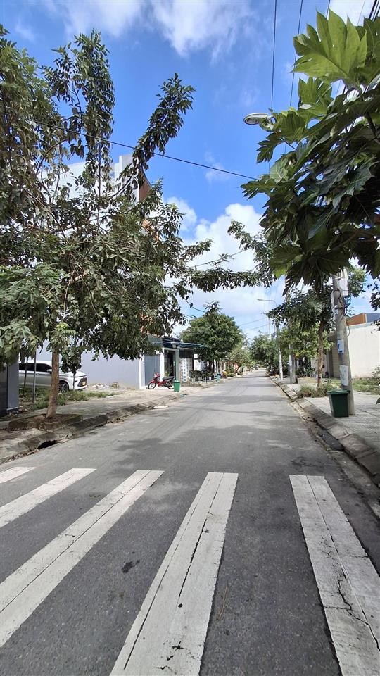 Đất mt đương 5m5 lề 3m sau trường đh duy tân, liên chiểu, tp đà nẵng. 100m2, rát phù hợp xây căn hộ