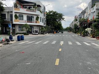Bán nhà lk (5x19m), sổ hồng riêng, cc ngay. tại phường tân đông hiệp  dĩ an. giá đầu tư