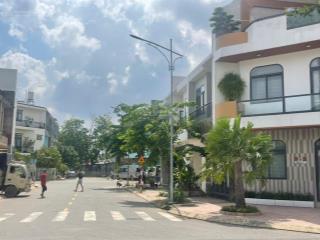 Bán nhà xây sẵn 95m2, sổ hồng riêng  tại tân đông hiệp  dĩ an. giá chỉ 4.2 tỷ