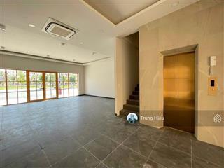 Cần cho thuê nhà phố trục at dự án new an thới  phú quốc đã hoàn thiện cả nhà.dt 105m2.