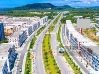 Cần bán nhà liền kề sun grand city new an thới diện tích 176m2, xây dựng 5 tầng.
