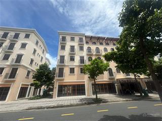 Cần bán nhà phố tại dự án sun grand city new an thới  phú quốc . căn góc, giá đầu tư.