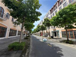 Cần bán nhà liền kề dự án sun grand city new an thới  phú quốc 120m2.giá cực tốt