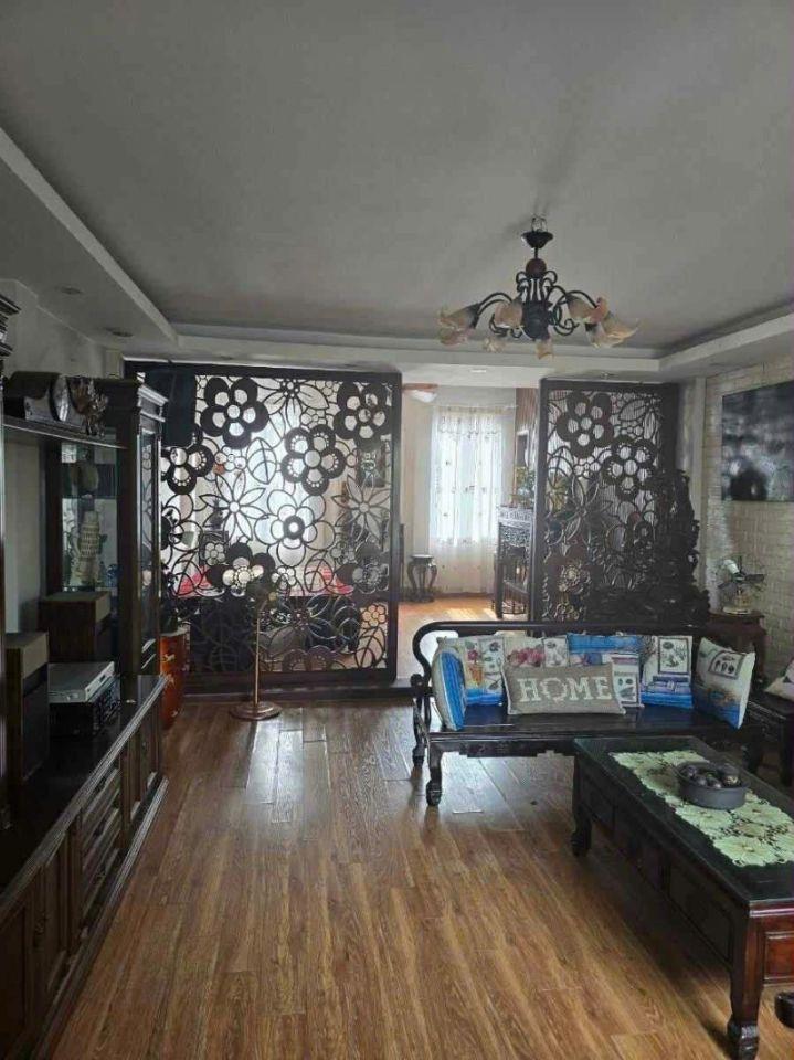 Bán nhà 7 tầng mặt phố Thụy Khuê Ba Đình Hà Nội 65 tỷ. Nhà 150m2 x 7 tầng viewo hồ Tây. Vị trí ngay ngã tư Văn Cao Thụy 