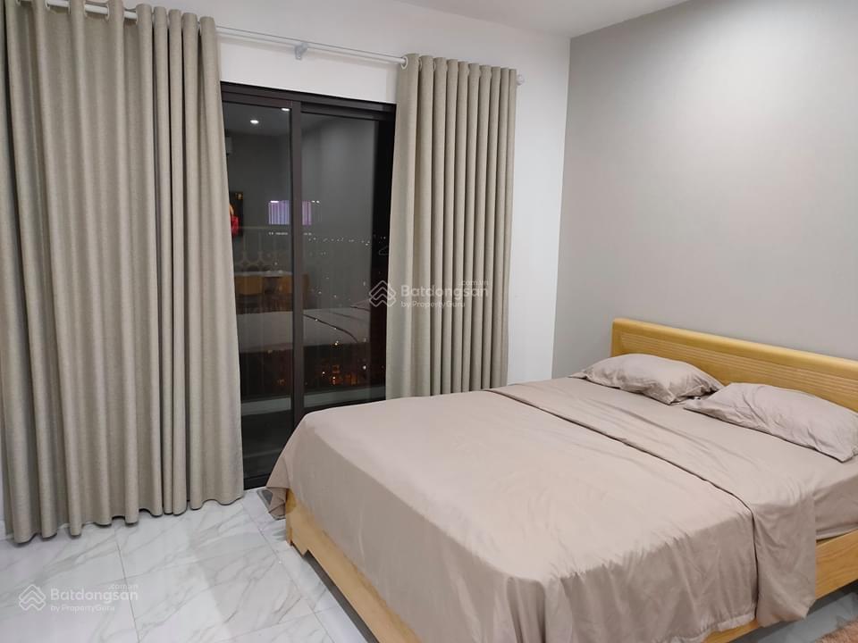 Gia đình cho thuê gấp căn hộ chung cư resco , 3pn , full đồ đẹp giá 11 tr/th ,  0981 959 *** a hà