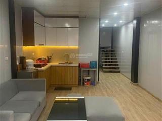 Cho thuê nhà riêng ngõ 43 cổ nhuế 40m2 x 4 tầng, đầy đủ đồ, giá 10tr /tháng,  0981 959 *** a hà