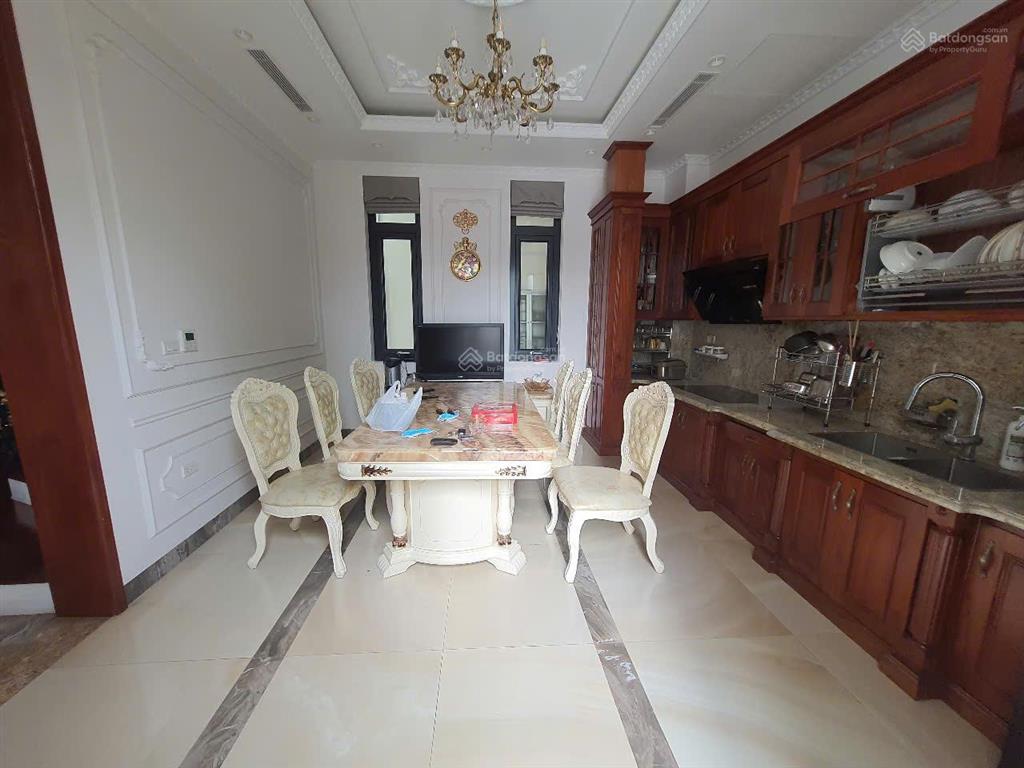 Bán biệt thự 150m2 nhìn chung cư booyoung kinh doanh sầm uất