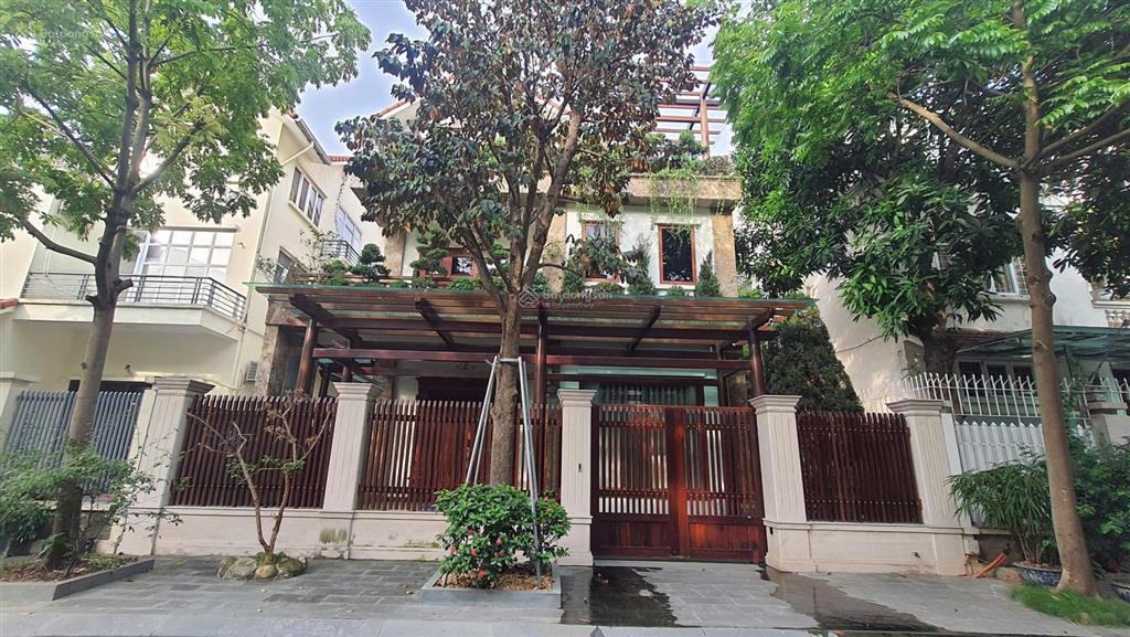 Bán biệt thự 150m2 nhìn chung cư booyoung kinh doanh sầm uất