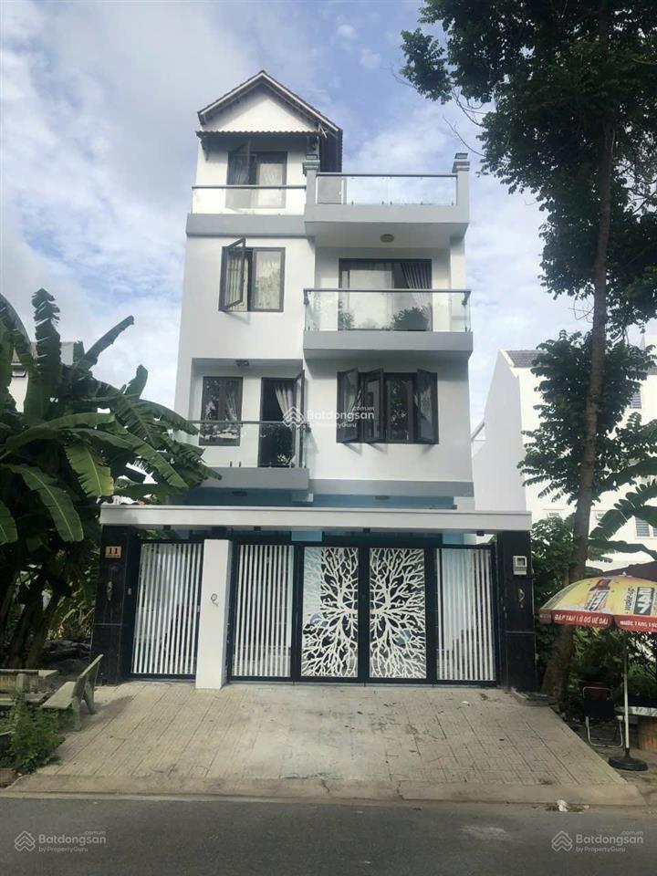 Bán nhà phố kdc conic, 140m2 trục chính cực đẹp, giá chỉ 13,3 tỷ. sổ hồng riêng