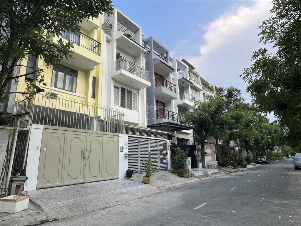 Bán đất 13c greenlife, dt 85m2 (5x17m), sổ hồng riêng, giá chỉ 5.3 tỷ
