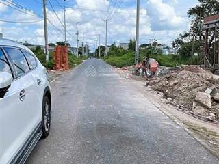 Căn nhà hiện đại tân cổ điển mặt tiền đường nhựa gần chợ an ngãi  xã long điền  tp hcm