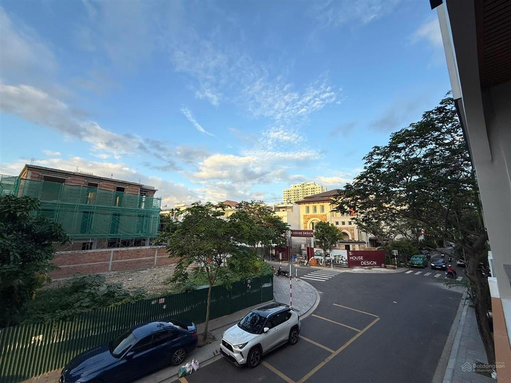 Bán nhà 3 tầng mới kđt vcn phước hải đường bùi phùng (b1 cũ)