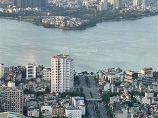 Bán nhà mặt phố hồ tây  lô góc 3 mặt tiền  85m2  65 tỷ.