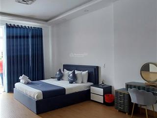 Giá 38 tỷ, bán gấp nhà khu vip thảo điền, quận 2, 204m2, trệt, 3 lầu