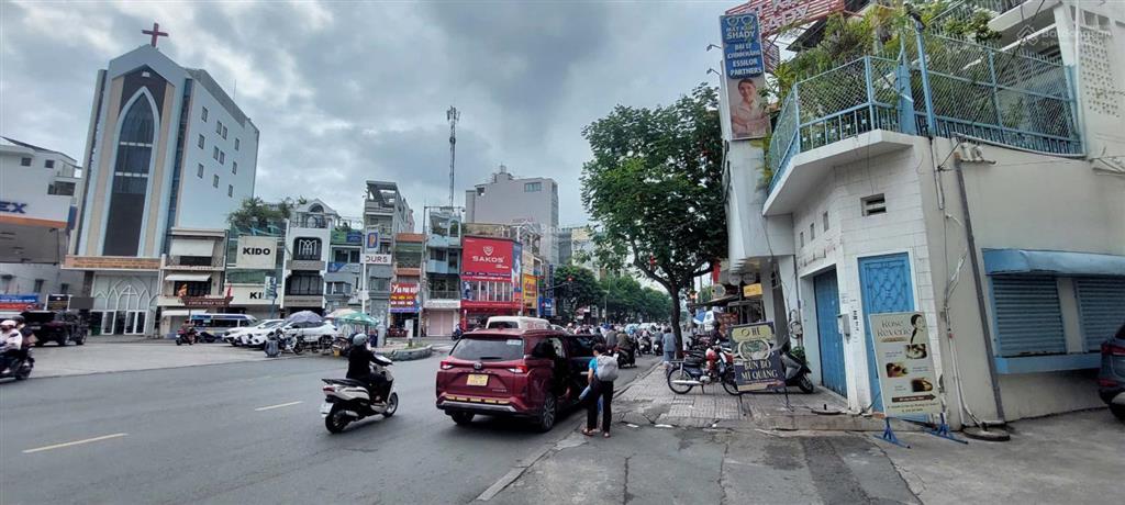 Hạ giá bán 35.8tỷ, góc 2mt lê văn sỹ q3, khu vip, dt 100m2, 2 lầu